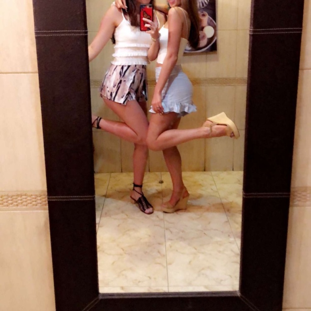 Meet your Posher, Gagab